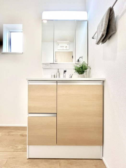 ���ʑ�E���ʏ��@�傫�����₷���O�ʋ��Ő�����������ʑ�́A�g�����Ȃ݃`�F�b�N�┧�̂������ɂ������߂ł��B 