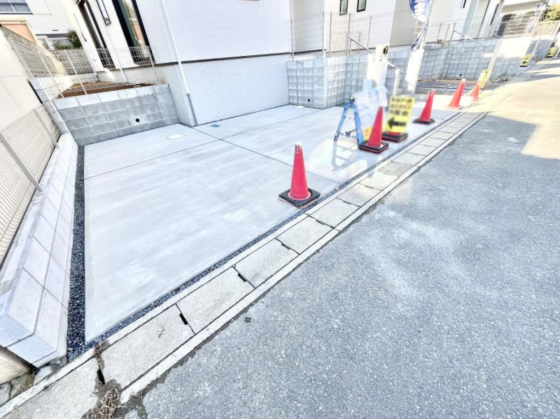 �@�����Ɍ������Ȃ����ԃX�y�[�X�B