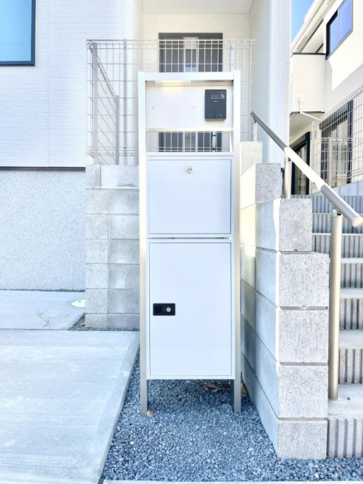 ���̑��@�V���v���f�U�C���̃|�X�g�B