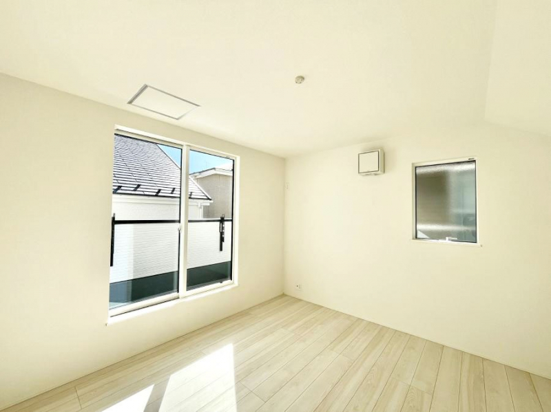 ���̑����ρ@���邢�o���R�j�[�T�C�h�ɗm����ݒu�B�ڊo�߂̗ǂ��Q���ɁB 