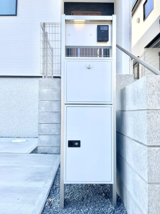 ���̑��@�V���v���f�U�C���̃|�X�g�B