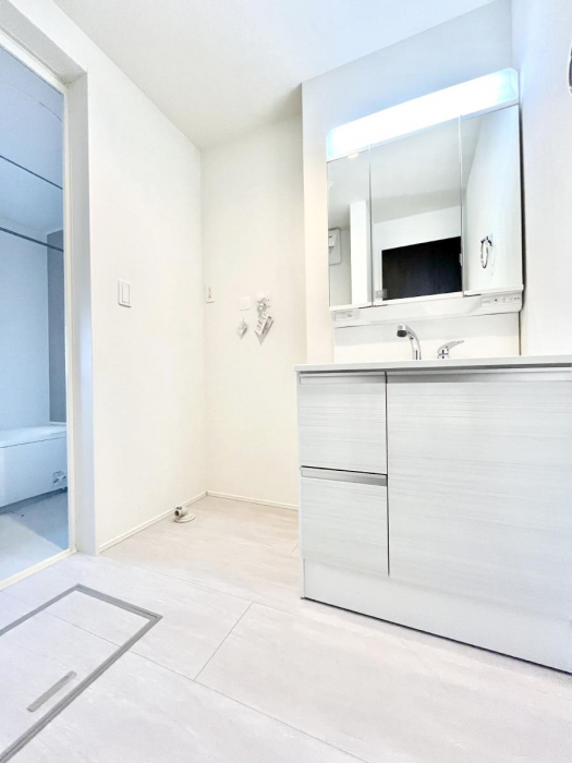 ���̑��@�������̂�����K��Ԃł��B�����̐g�x�x���C�����ǂ����g�������܂��B 