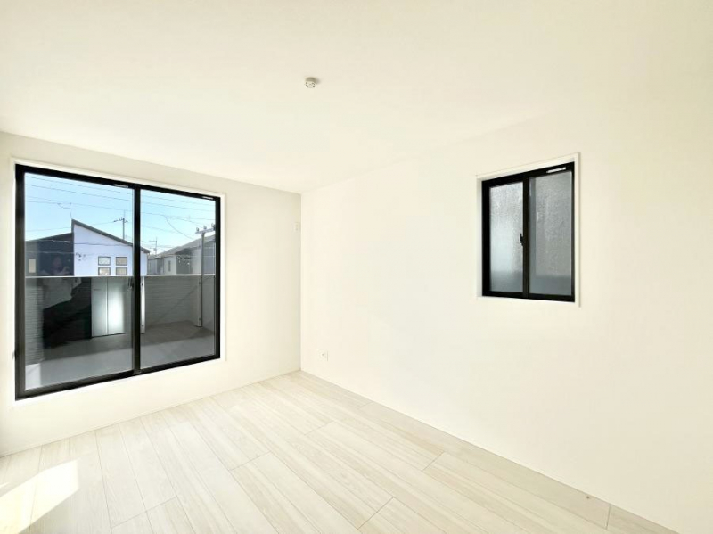 ���̑����ρ@���邢�o���R�j�[�T�C�h�ɗm����ݒu�B�ڊo�߂̗ǂ��Q���ɁB 