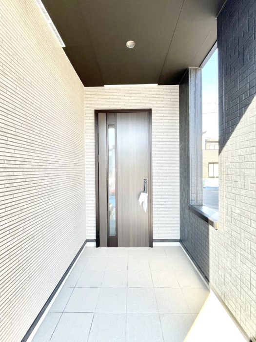 ���ց@��؂ȉƑ��A���q���o�}���錺�ցB