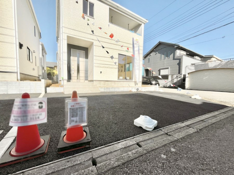 �@�����Ɍ������Ȃ����ԃX�y�[�X�B