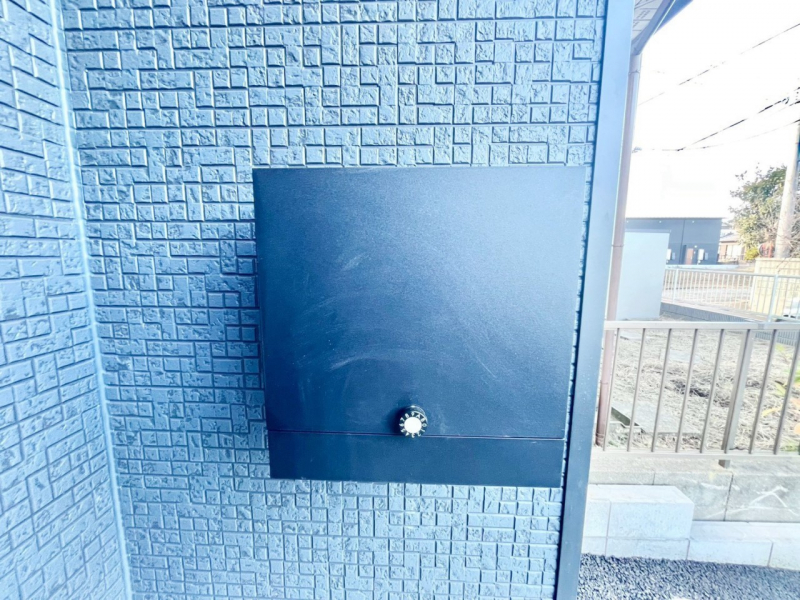 ���̑��@�V���v���f�U�C���̃|�X�g 