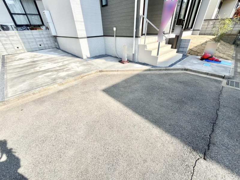 �@�����Ɍ������Ȃ����ԃX�y�[�X�B�@