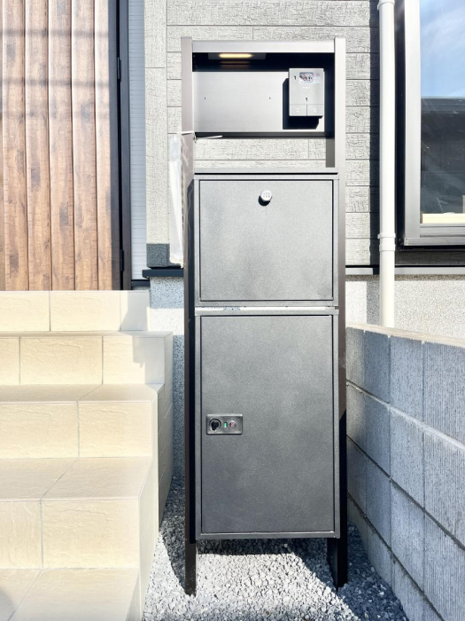 ���̑��@�\�D�E�C���^�[�z���E�|�X�g�E��z�a�n�w���ЂƂɏW��B�G���g�����X�ɂȂ��ރV���v���f�U�C���B�@