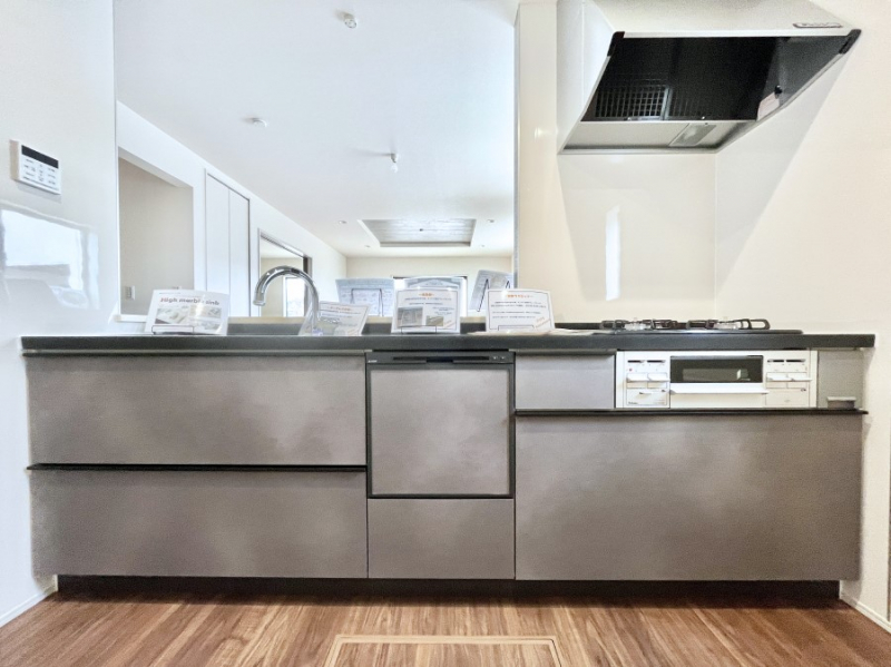 ���ӊ��@���w�Z 100m ���q�s���u�Ò��w�Z