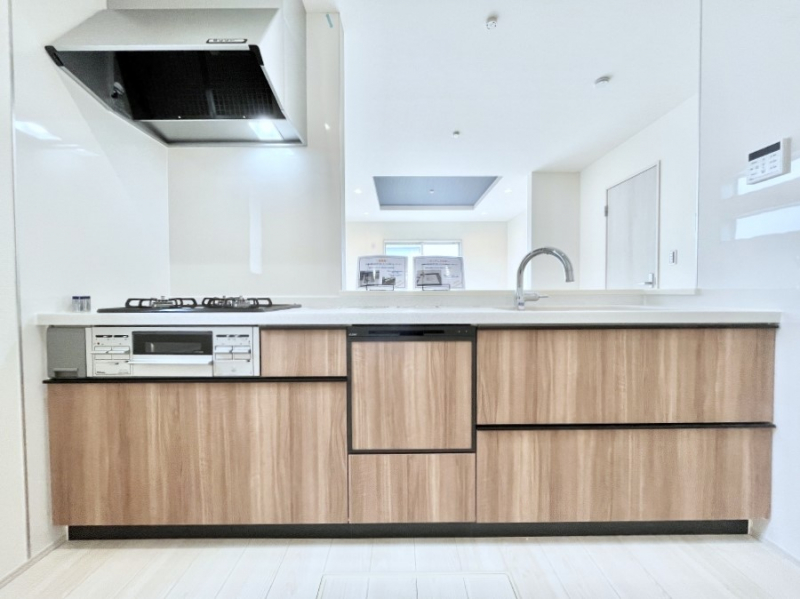 �L�b�`���@�������������I�ɁA�y�����I�V�X�e���L�b�`��  