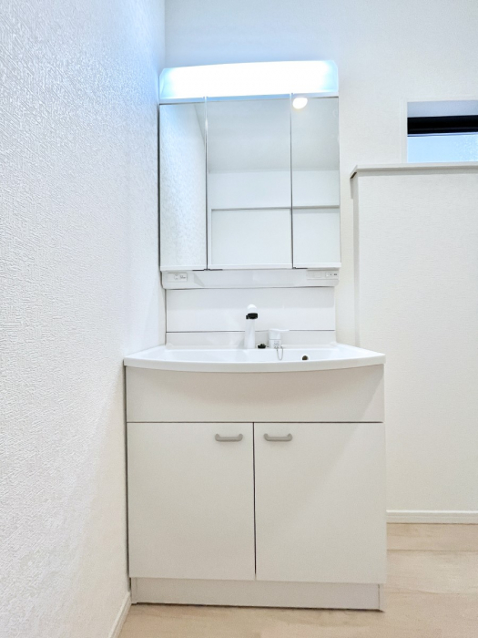 ���ʑ�E���ʏ��@�傫�����₷���O�ʋ��Ő�����������ʑ�́A�g�����Ȃ݃`�F�b�N�┧�̂������ɂ������߂ł��B 