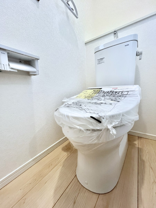 �g�C���@�g�C����1�K��2�K���ꂼ��ɔz�u����Ă��ĂƂĂ��֗��ł��B 