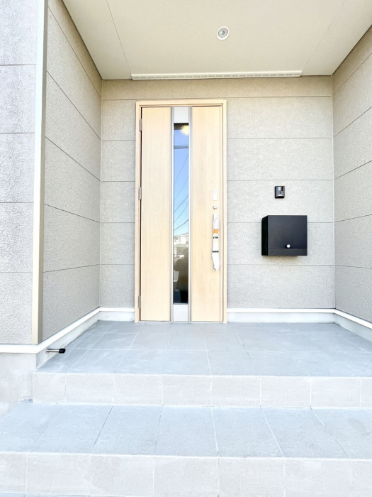 ���ց@��؂ȉƑ��A���q���o�}���錺�ցB