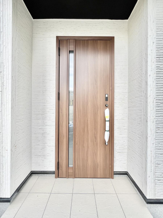 ���ց@��؂ȉƑ��A���q���o�}���錺�ցB