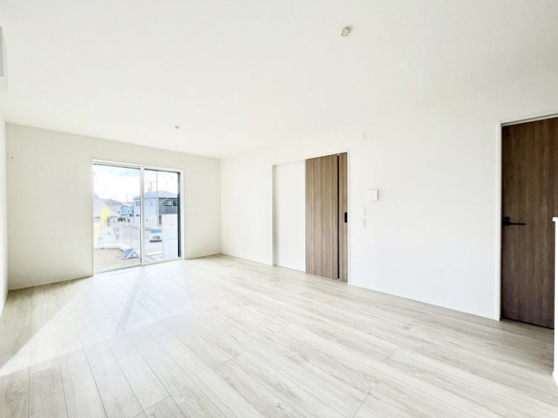 ���̑����ρ@�Ƒ������R�ƏW�܂�e���̃X�y�[�X�ɂȂ肻��