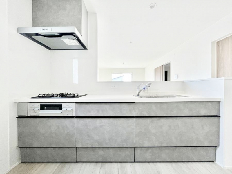 �L�b�`���@�������������I�ɁA�y�����I�V�X�e���L�b�`��