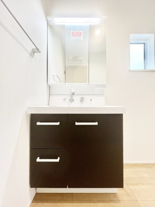 ���ʑ�E���ʏ��@���[�͂Ƌ@�\���ɗD�ꂽ���ʉ��ϑ�