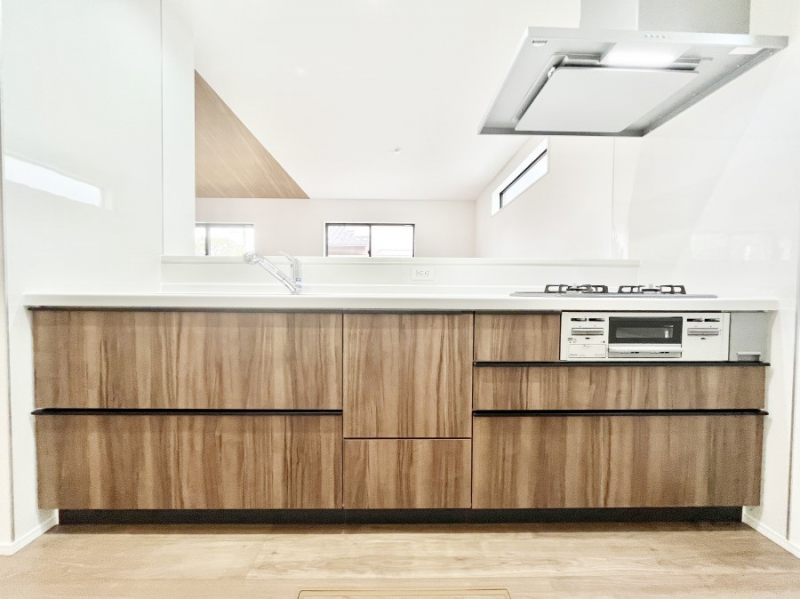 �L�b�`���@�������������I�ɁA�y�����I�V�X�e���L�b�`��