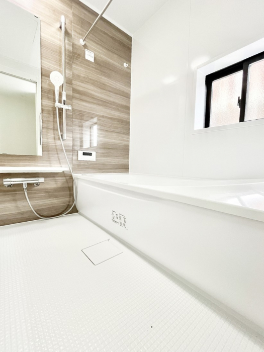 �����@����̔�������Ă���閾�邢�������̂���o�X���[��