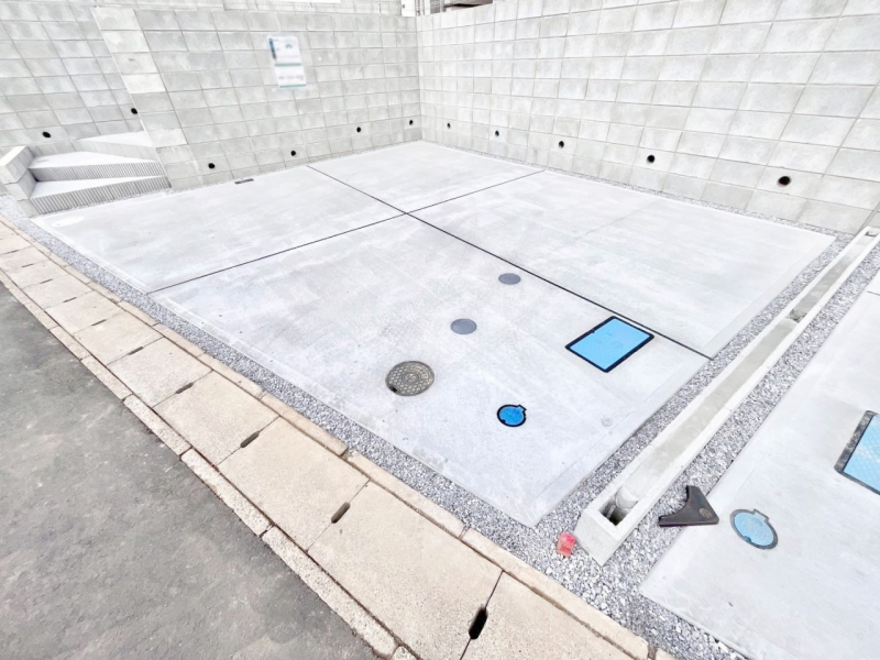 �@�����Ɍ������Ȃ����ԃX�y�[�X�B