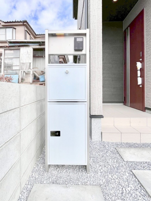 ���̑��@�V���v���f�U�C���̃|�X�g�B