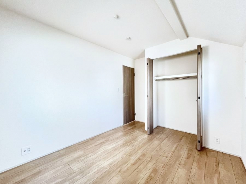 �q�������@�q�������ɂ��������߂Ȏ��[�X�y�[�X�����Ղ�̋���