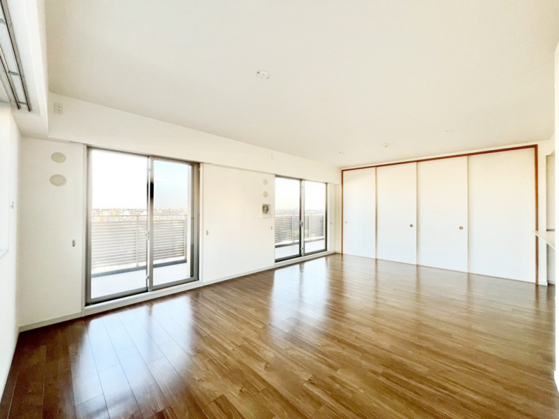 ���̑����ρ@�Ƒ������R�ƏW�܂�e���̃X�y�[�X�ɂȂ肻��