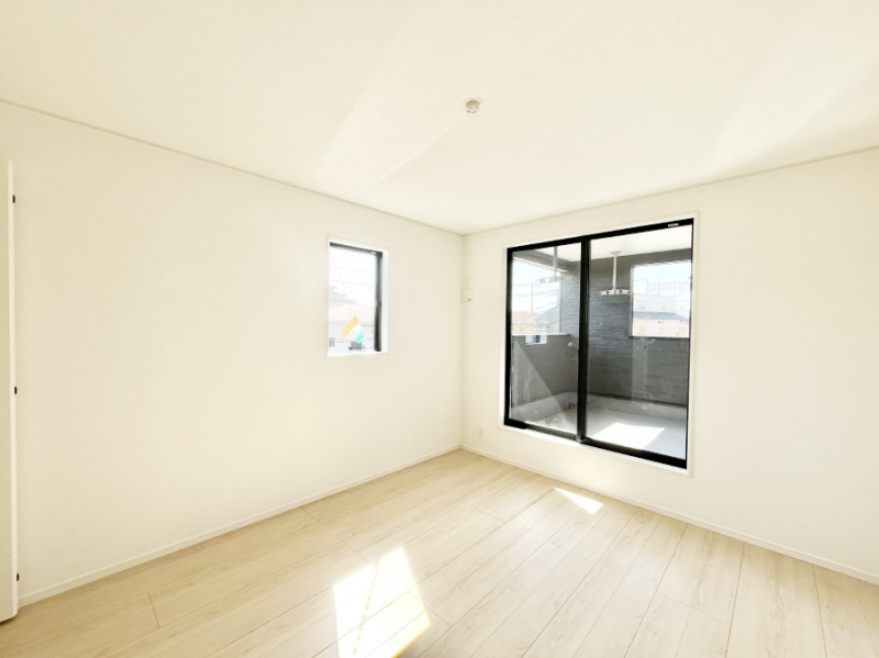 ���̑����ρ@�o���R�j�[���J�������v���X���Ă����m��