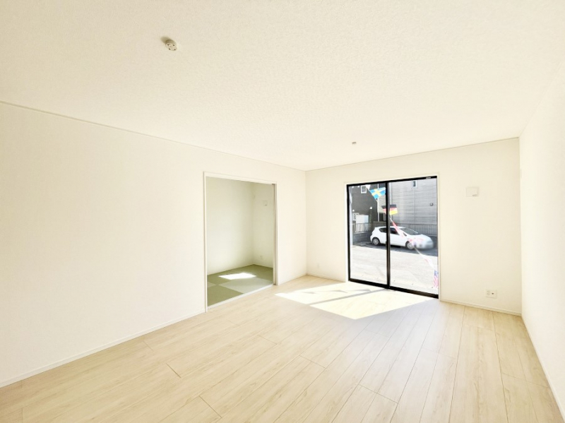 ���̑����ρ@�Ƒ������R�ƏW�܂�e���̃X�y�[�X�ɂȂ肻��