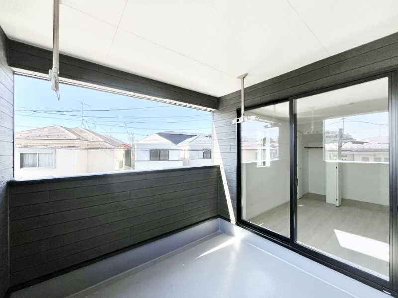 �o���R�j�[�@�㕔�ɉ������������Ă���̂ŋ}�ȉJ�̎��ɂ����S�ł��B