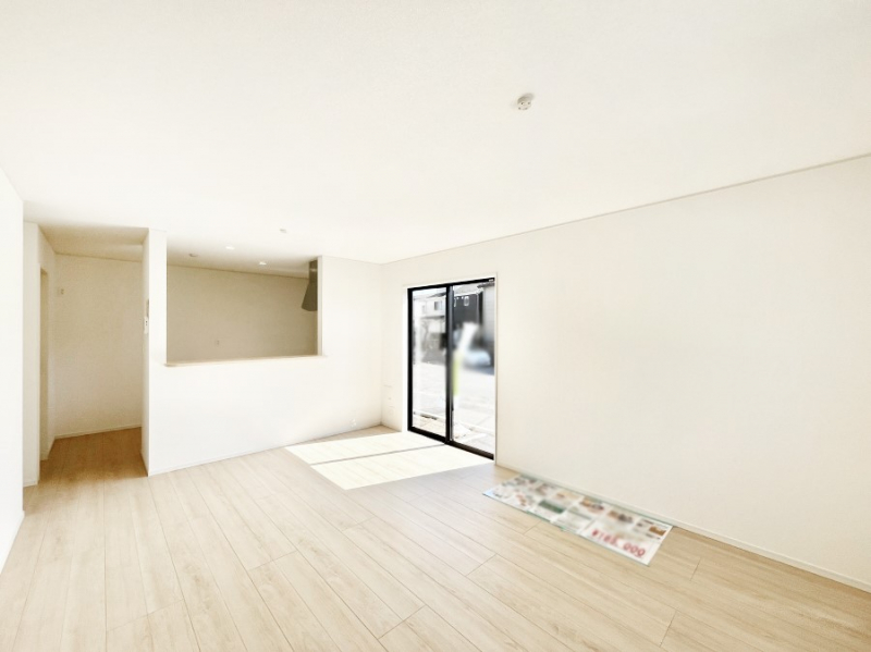 ���̑����ρ@�Ƒ��̏Ί炪���R�Ɛ��܂�Ă���A����ȕ��͋C�̃_�C�j���O�Ɏd�オ���Ă��܂��B