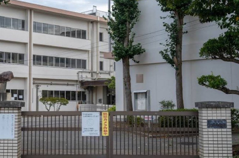 ���ӊ��@���w�Z 1900m ��t�s����ђ��w�Z