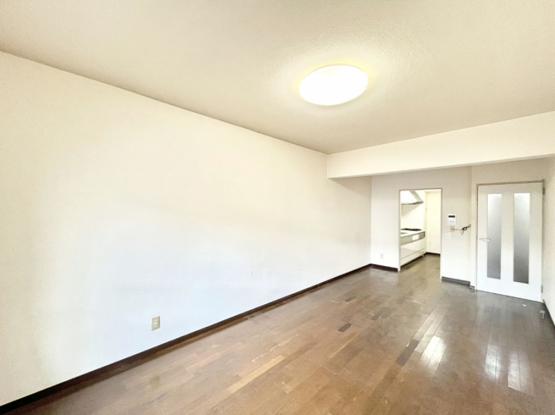 ���r���O�@�������������͋C�̂k�c�j�͉Ƒ��݂�Ȃ̉��K���