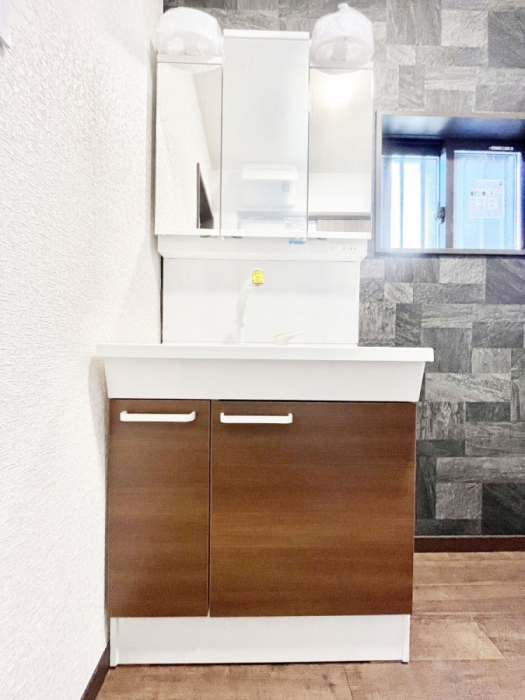 ���ʑ�E���ʏ��@�������̂�����K��Ԃł��B�����̐g�x�x���C�����ǂ����g�������܂��B 