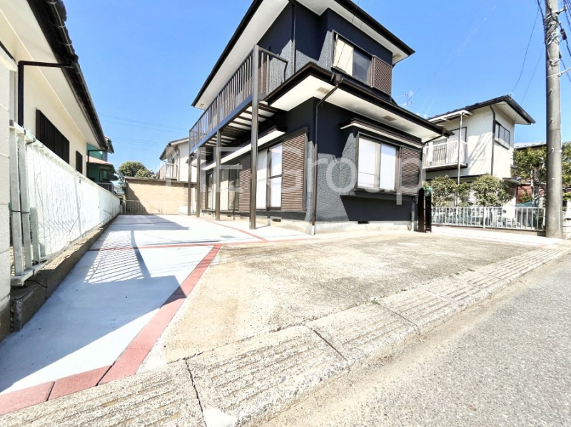 �@���q����Z�J���h�J�[�ɕ֗��I��Ƃ肠��J�[�X�y�[�X��4�䒓�ԉł��B