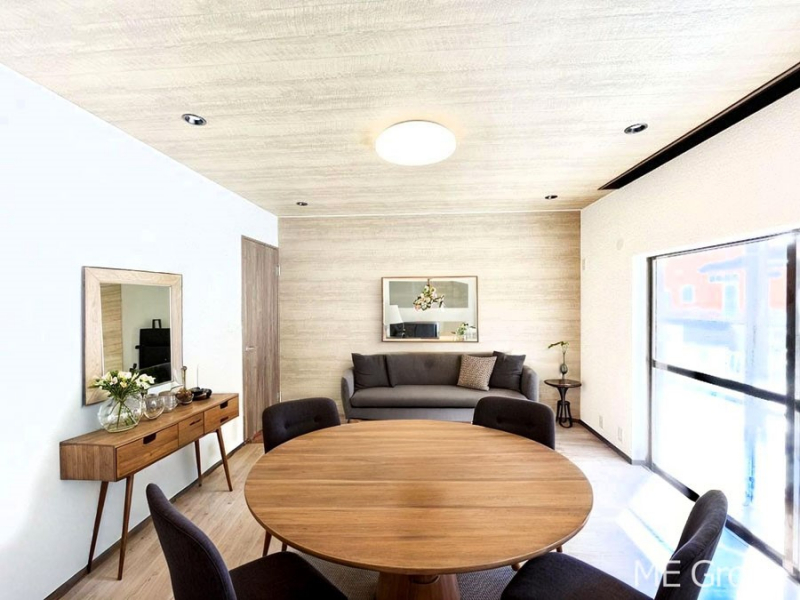 ���r���O�@�傫�ȑ����炽���Ղ�̗z���ƕ����������郊�r���O�@���Ƌ��CG�ł�  