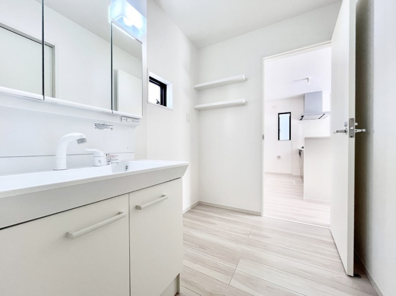 ���̑��@�g�x�x���X���[�Y�ɂ����Ȃ���E�ߏ�      