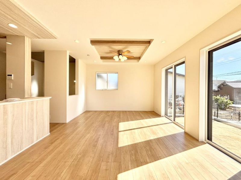 ���̑����ρ@���邢�z���������A�����̕��͋C�ɖ��������_�C�j���O�B   