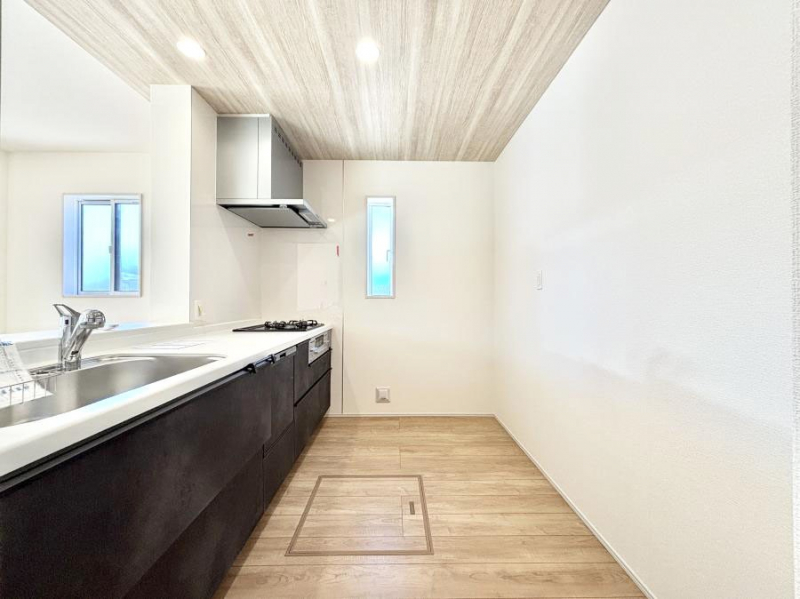 �L�b�`���@��Ƃ肠��L�b�`���ł͂��Ƒ��Ɗy�������������ł��܂��B