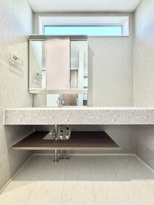 ���ʑ�E���ʏ��@�傫�����₷���O�ʋ��Ő�����������ʑ�́A�g�����Ȃ݃`�F�b�N�┧�̂������ɂ������߂ł��B 