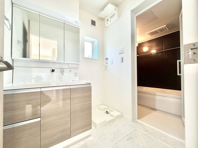 ���̑��@�������̂�����K��Ԃł��B�����̐g�x�x���C�����ǂ����g�������܂��B 