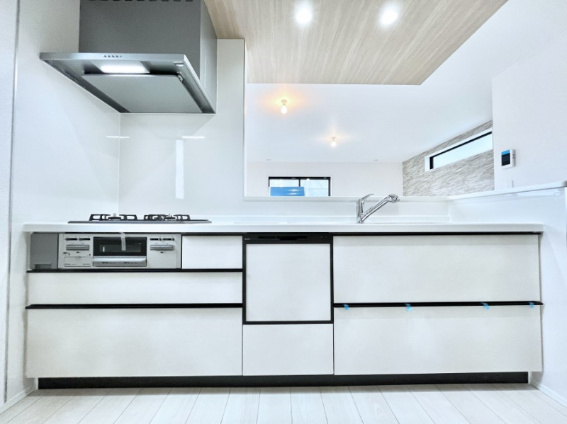 �L�b�`���@�������������I�ɁA�y�����I�V�X�e���L�b�`��  