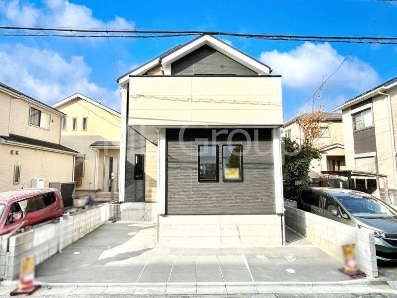 ���n�O�ώʐ^�@���X�����I�����Ղ�̗z���ƊJ�����ɕ�܂�閾�邢�Z�܂��B 