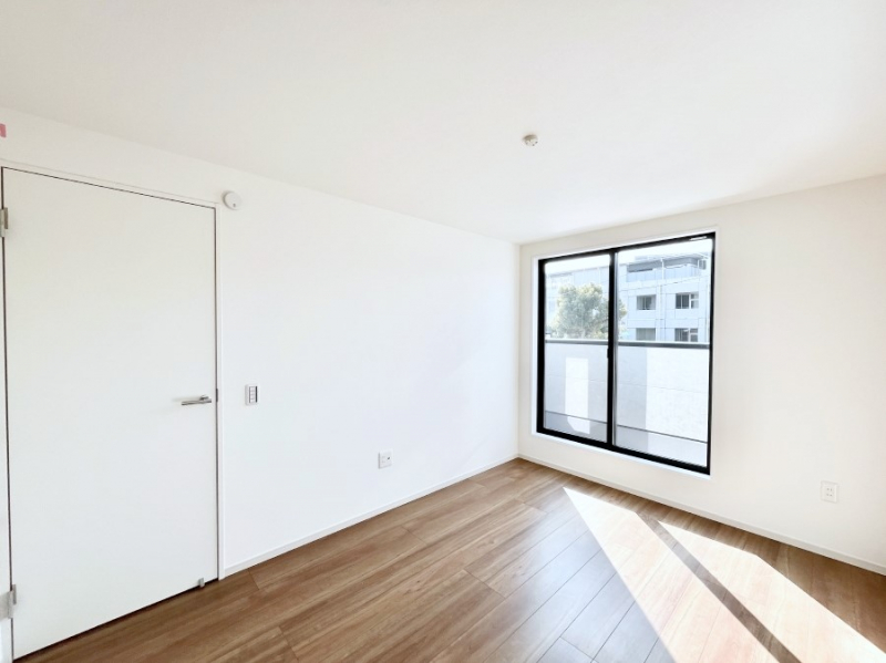 ���̑����ρ@�o���R�j�[���J�������v���X���Ă����m��