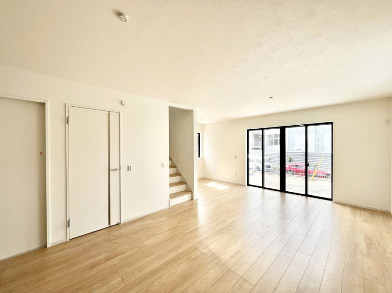 ���̑����ρ@���邢�z���������A�����̕��͋C�ɖ��������_�C�j���O�B   