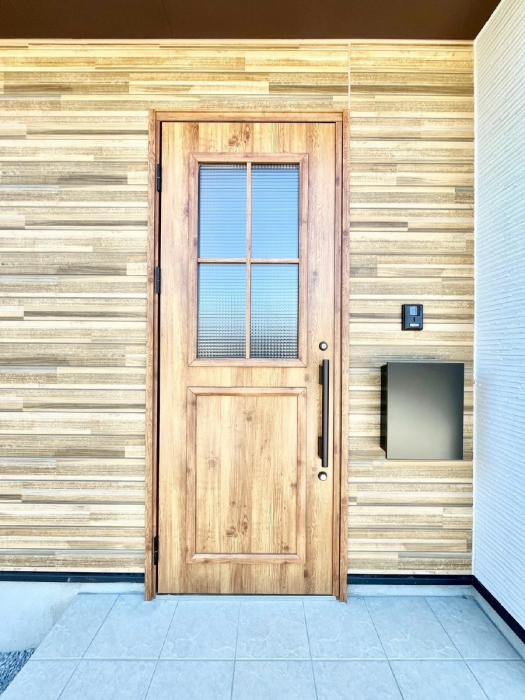 ���ց@��؂ȉƑ��A���q���o�}���錺�ցB