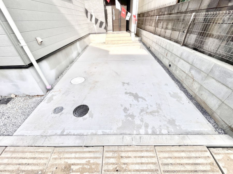 �@�����Ɍ������Ȃ����ԃX�y�[�X�B