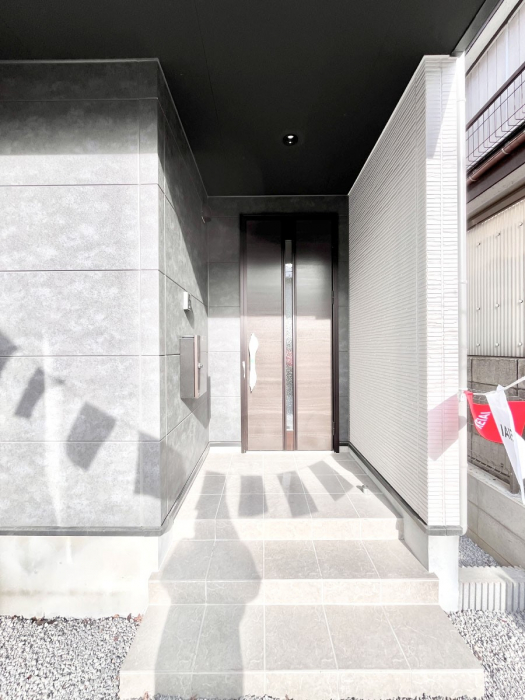 ���ց@��؂ȉƑ��A���q���o�}���錺�ցB