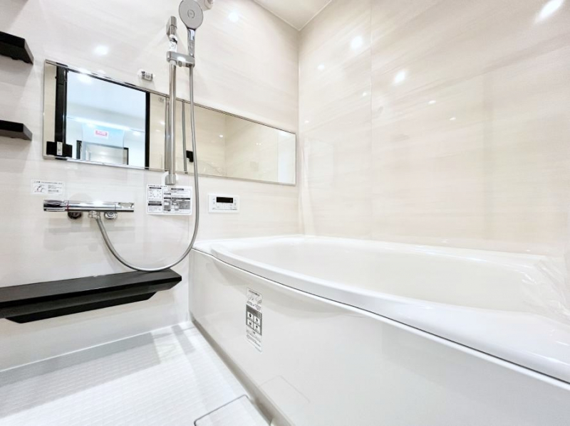 �����@����̔�������Ă���閾�邢�������̂���o�X���[��  