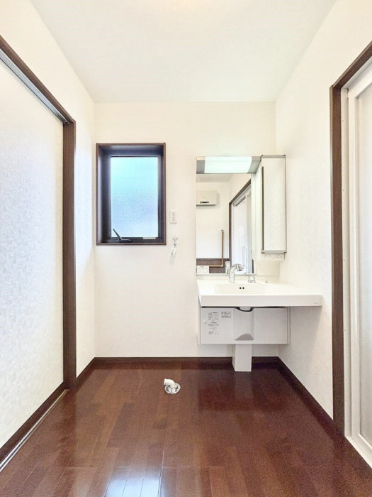 ���ʑ�E���ʏ��@���邢���ʏ��͖����̐g�x�x���y�����ł����Ⴂ�����ł��B